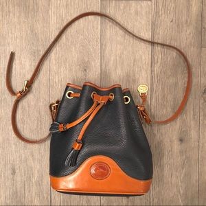 Vintage Dooney & Bourke Crossbody